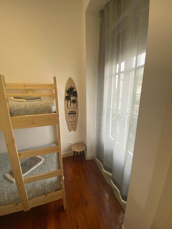 Pedro Surf Shelter Apartment Lisabona Exterior foto